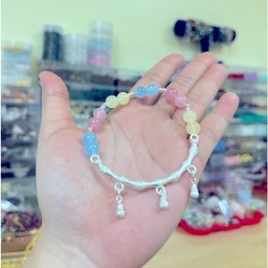 Chalcedony bracelet bangles